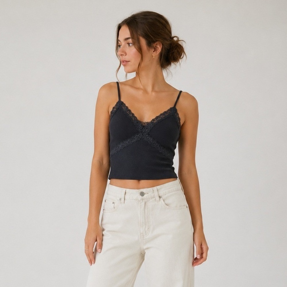 Aeropostale Womens Small‎ Black Ribbed Lace Trim Cropped Cami Tank Top